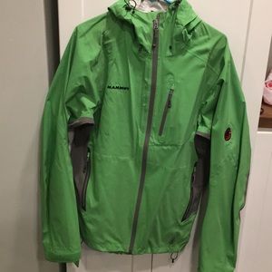 mammut green jacket